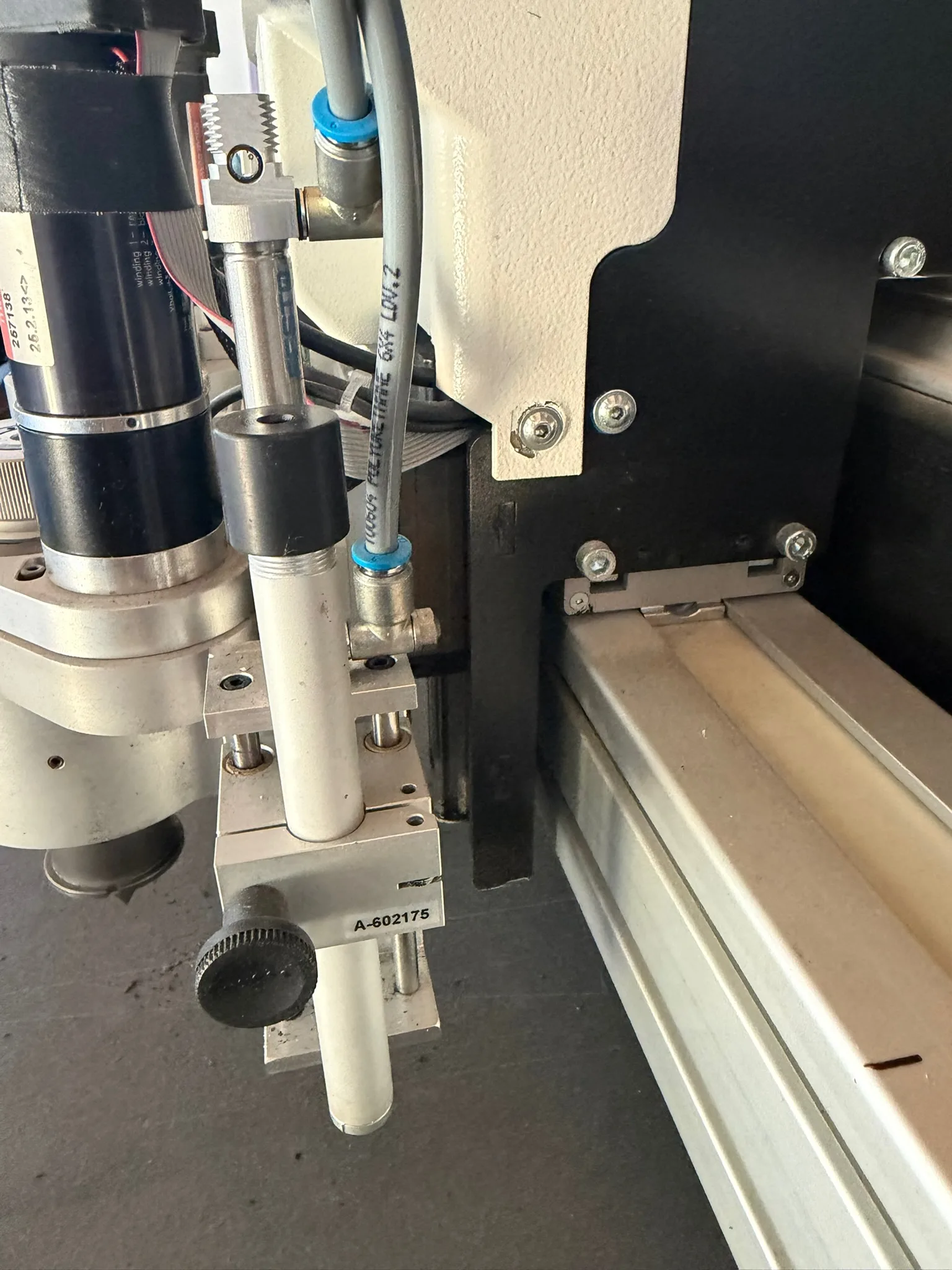 Bullmer Premiumcut ELC — CNC-Flachbett-Cutter 5320 mm, Vakuum & Videokopf – Bild 19
